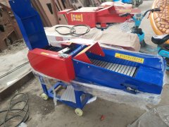 河南鍘草揉絲機(jī)，逐漸成為主要力量！